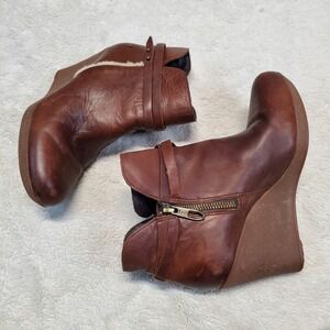 Ugg Brown Leather Wedge Ankle‎ Boot 7 Classic Capsule Luxury Boho Neutral